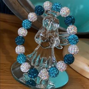 Handmade Frozen inspired bracelet: blue & white